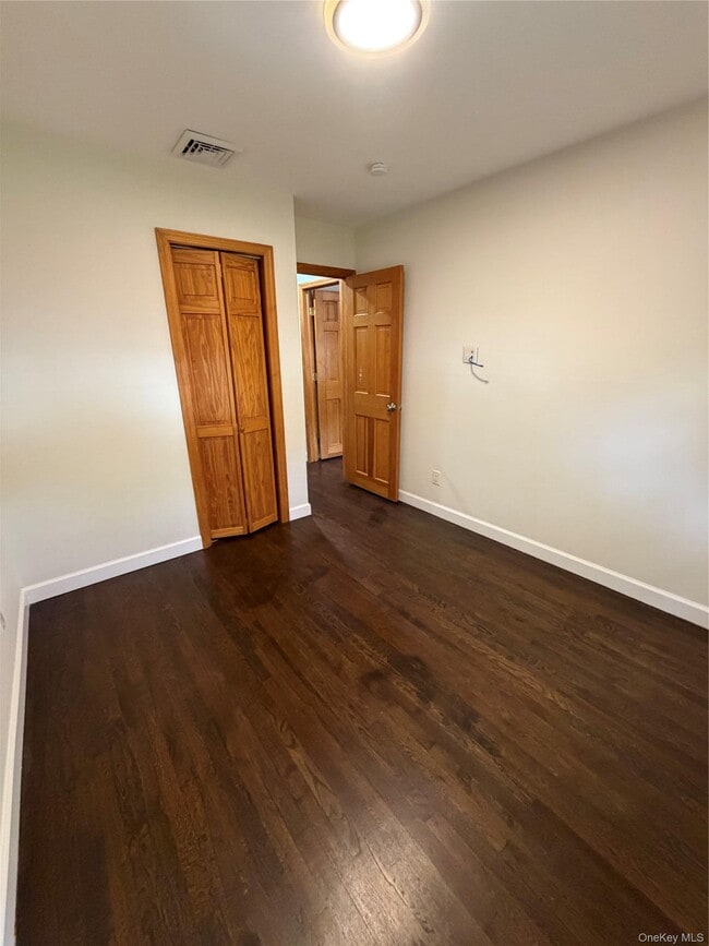 Building Photo - 53 Longworth Ave
