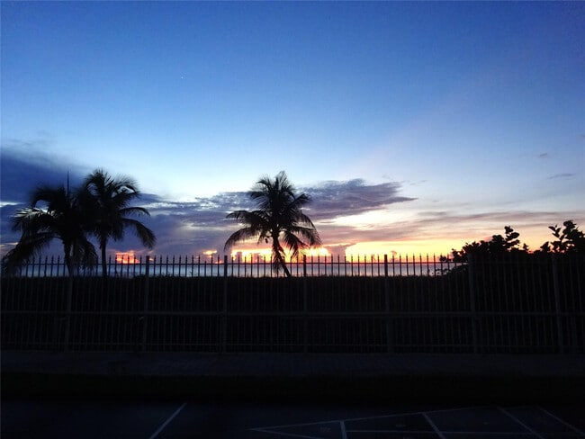 Building Photo - 8 Briny Ave