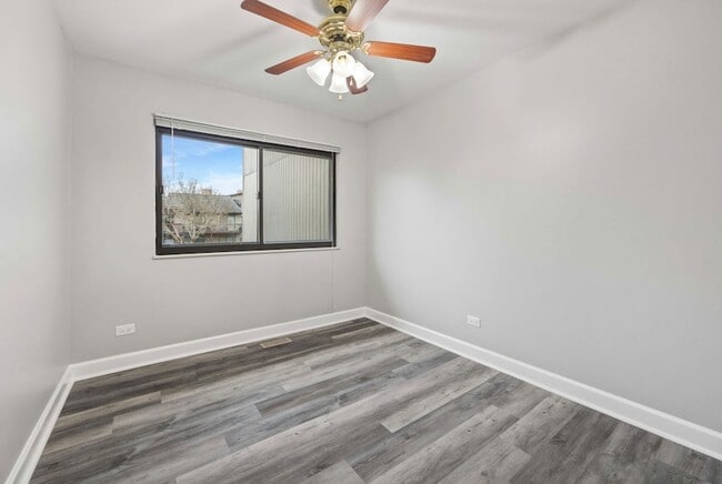 Building Photo - 73 Century Dr