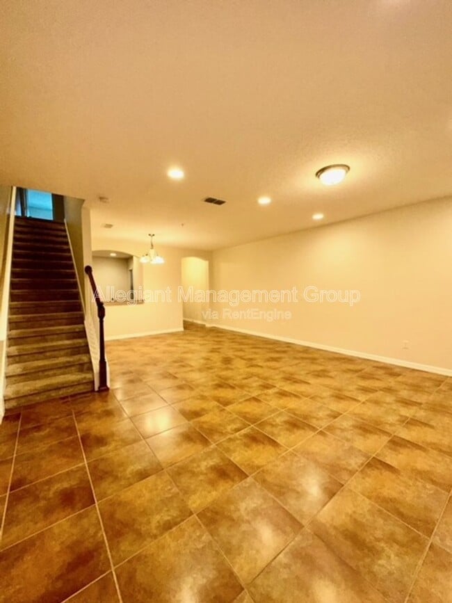 Building Photo - 2300 Aloha Bay Ct