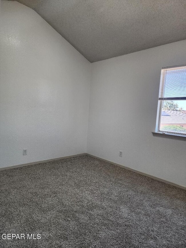 Building Photo - 10497 Valle del Mar Dr