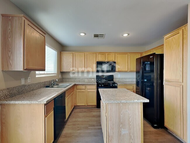 Building Photo - 8440 Walker Gardens Pl