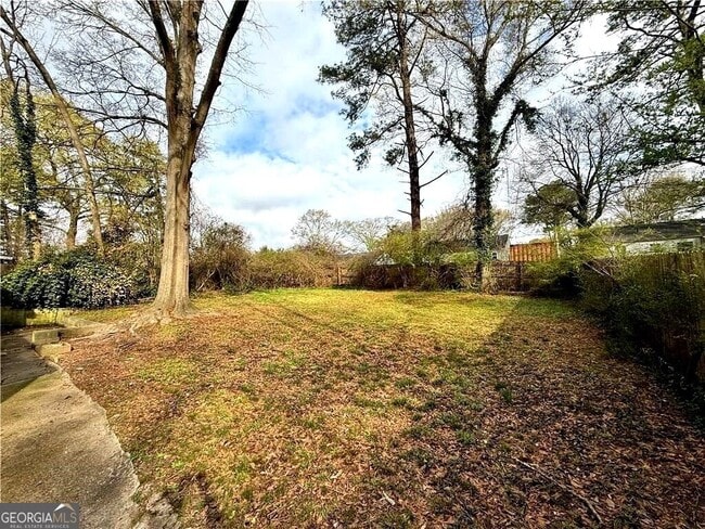 Building Photo - 1449 Lynford Dr SW