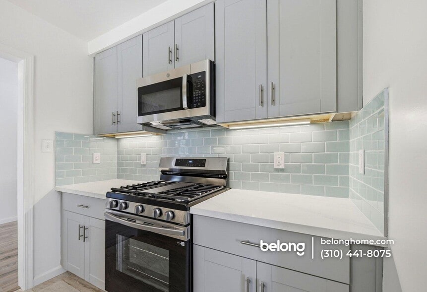 Building Photo - 8133 Gentry Ave