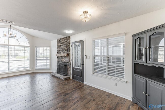 Building Photo - 171 Waters Edge Ln