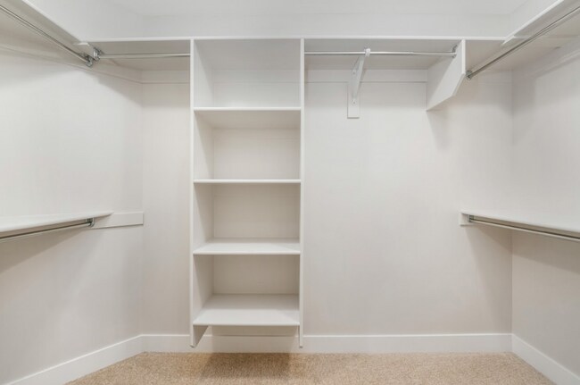 Building Photo - Modern 4-Bedroom Townhome in Saratoga Springs, UT