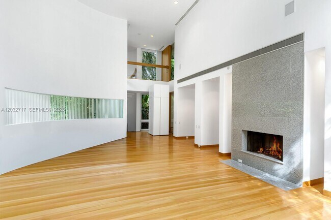 Building Photo - 6070 SW 128th St