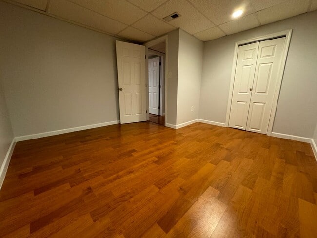 Building Photo - THREE BEDROOM  w Finished Basement- PARKLA...