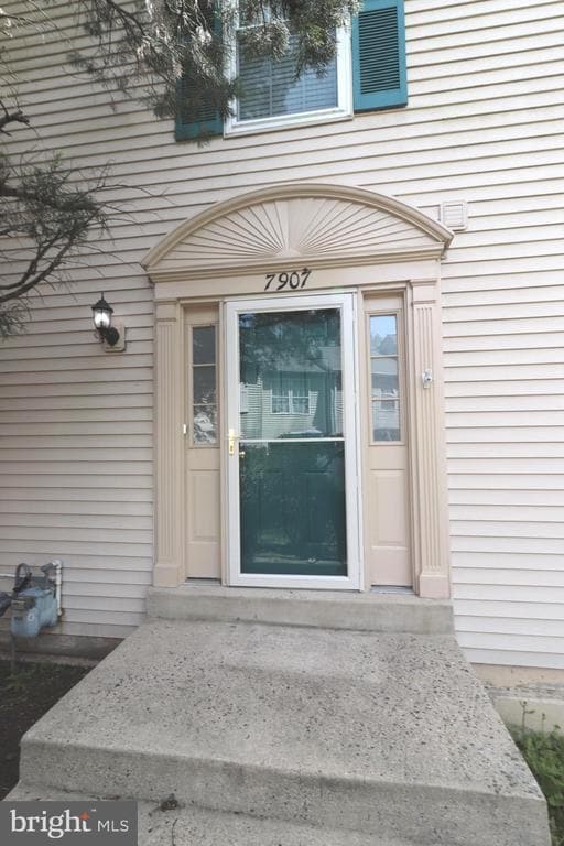 Building Photo - 7907 Gambrill Ct