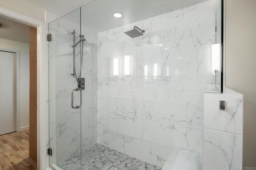 Building Photo - 1431 Pacific Hwy