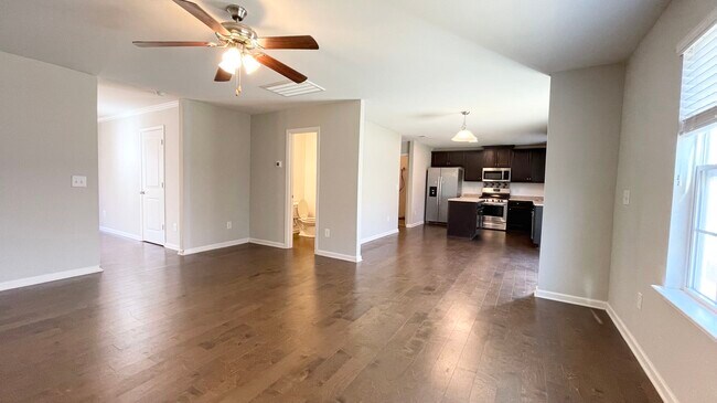 Building Photo - 263 Solstice Dr