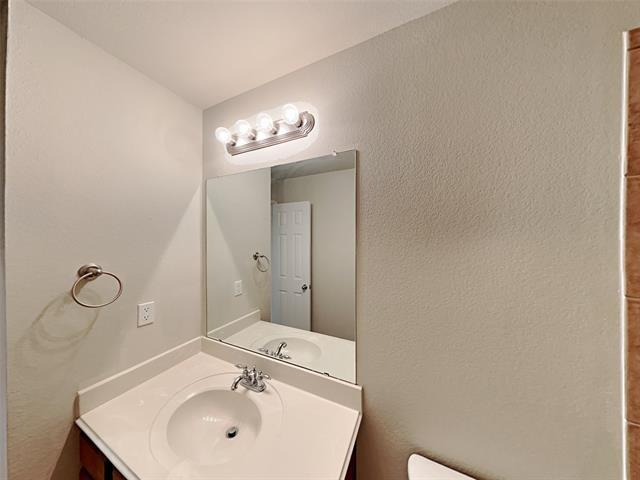 Building Photo - 9537 Willow Branch Way