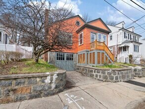Building Photo - 49 Huron Cir