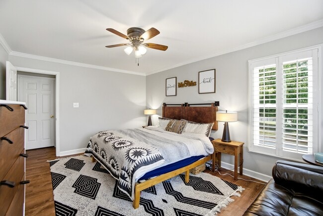 Building Photo - 1097 Honeycutt Way