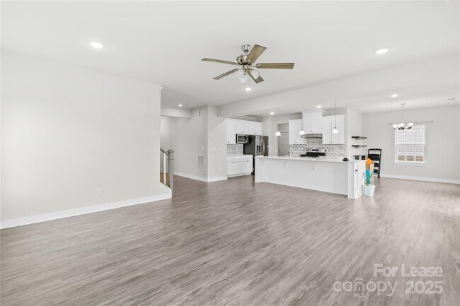 Building Photo - 7067 Waterwheel St SW