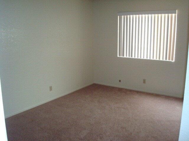 Building Photo - 1320 Pinto Rock Ln