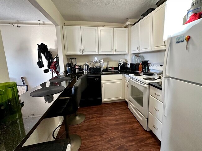 Building Photo - 872 Massachusetts Ave