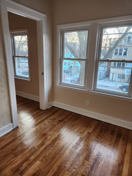 Building Photo - 9631 S Ave M