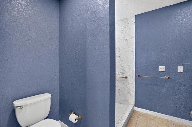 Building Photo - 1754 27th St S