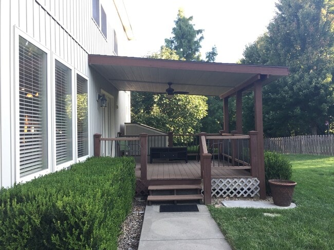 Building Photo - {7301} Quiet Cul-de-sac + Three Car Garage + Updated Kitchen + Finished Basement + Bedroom Level ...