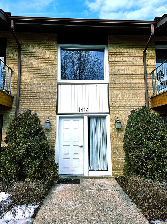 Building Photo - 1414 Lehigh Ave