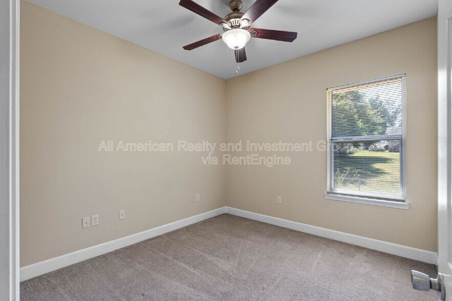 Building Photo - 511 Arbor Lake Dr