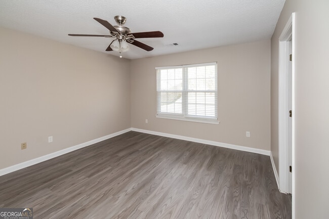 Building Photo - 3560 Brookstone Way