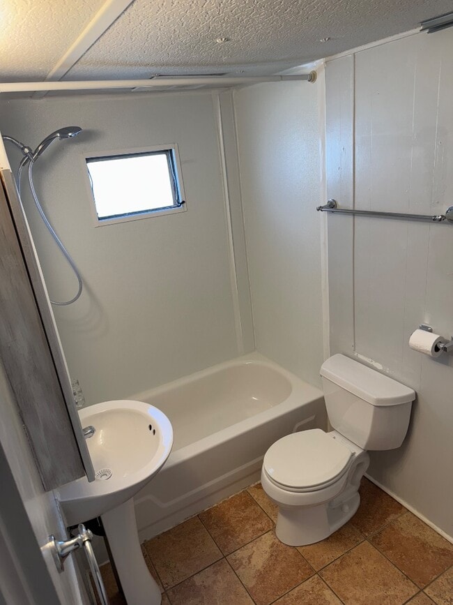 Building Photo - 6959 Flamingo Way