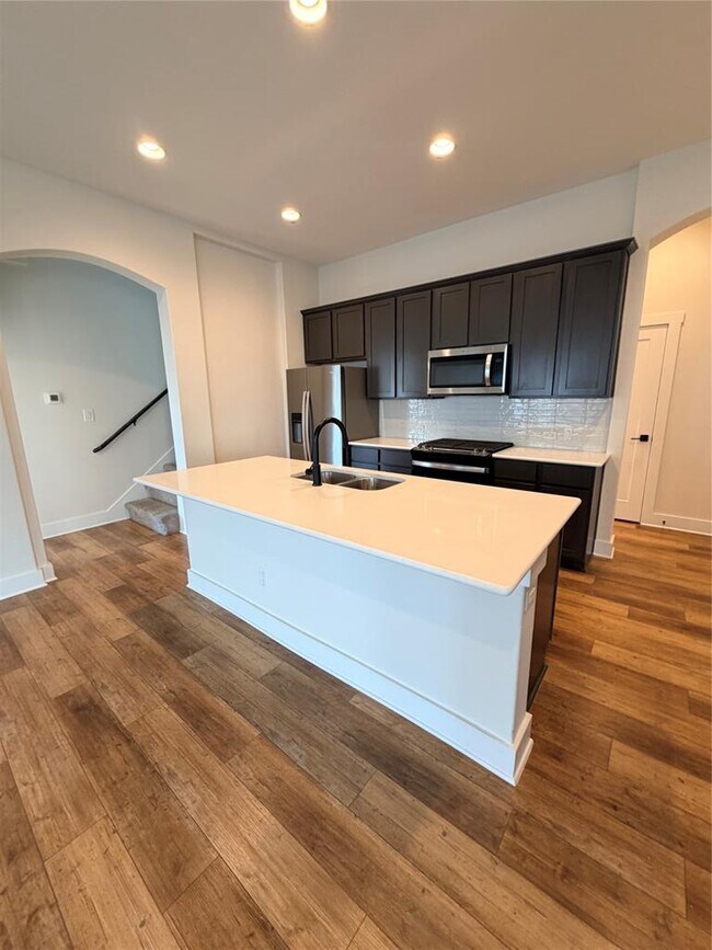 Building Photo - 8604 Torrita Dr