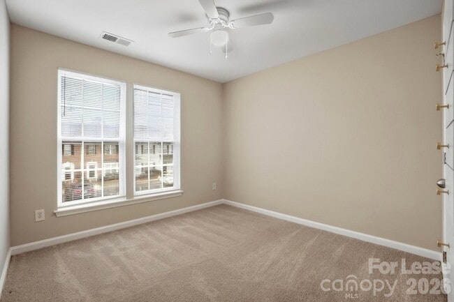 Building Photo - 3028 Misty Harbor Cir