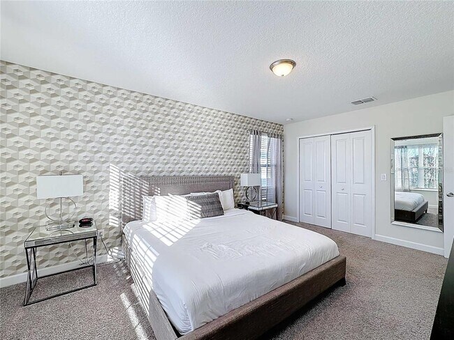 Building Photo - 1589 Flange Dr
