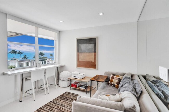 Building Photo - 5200 N Ocean Blvd