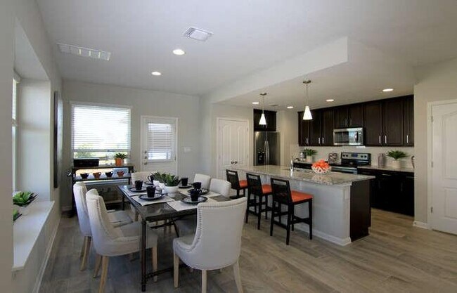 Building Photo - 708 Tinton Falls Ln