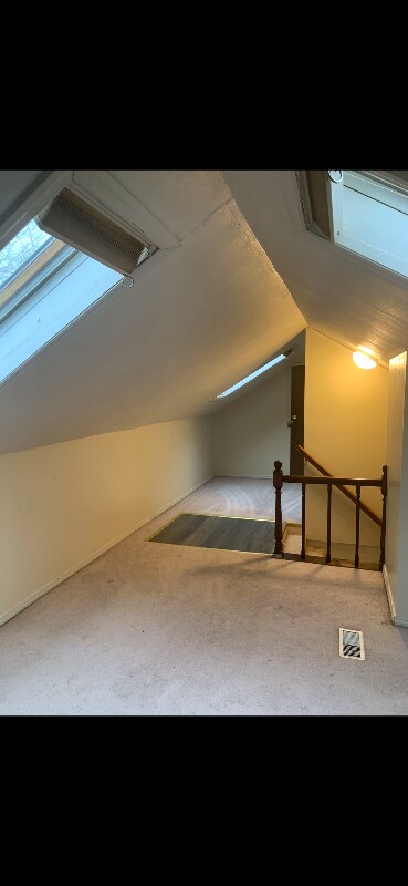 Building Photo - 216 W Evers Ave