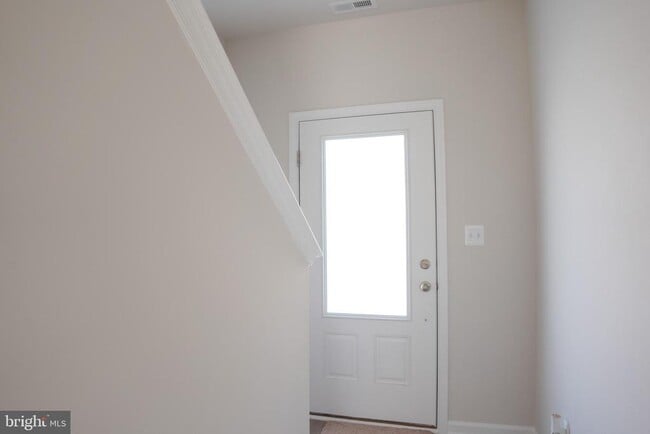 Building Photo - 104 Cramsford St