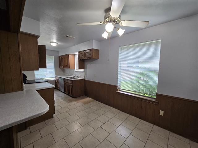 Building Photo - 509 Arbor Ln