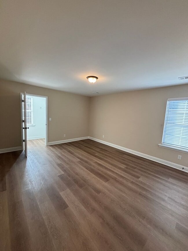 Building Photo - Baldwin Place - Columbia County