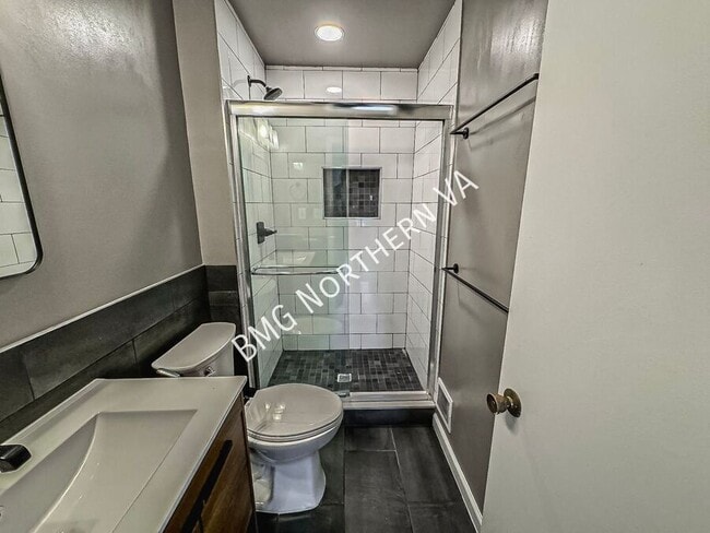 Building Photo - 9963 Capperton Dr