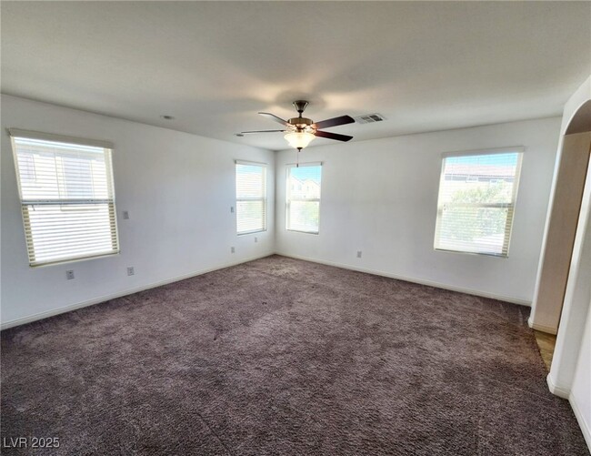 Building Photo - 5812 Beluga Bay St