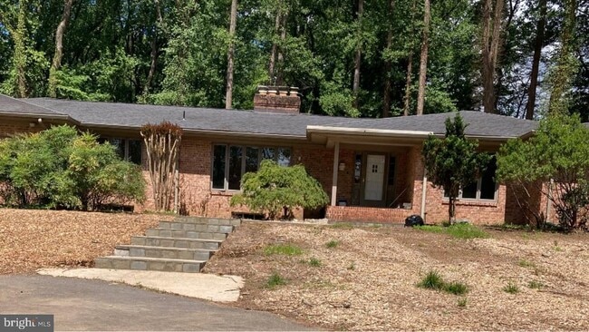 Building Photo - 1334 Balls Hill Rd