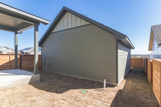 Building Photo - 101 Rioja