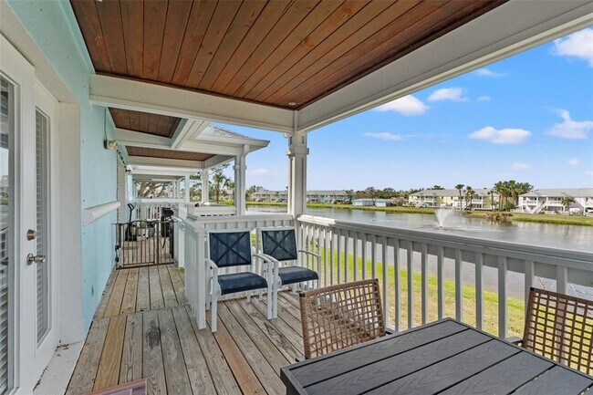 Building Photo - 209 Sea Horse Dr SE