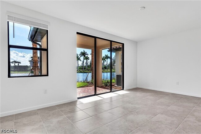 Building Photo - 1424 Weeping Willow Ct