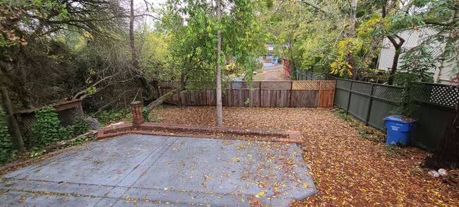 Building Photo - Beautiful Remodeled Home, 3 years ago, loc...