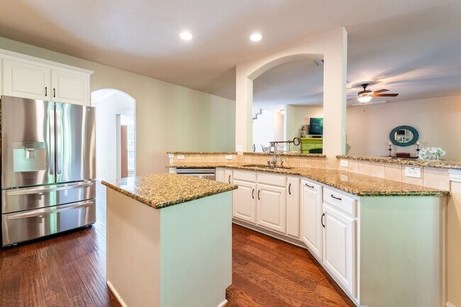 Building Photo - 939 Windham Dr
