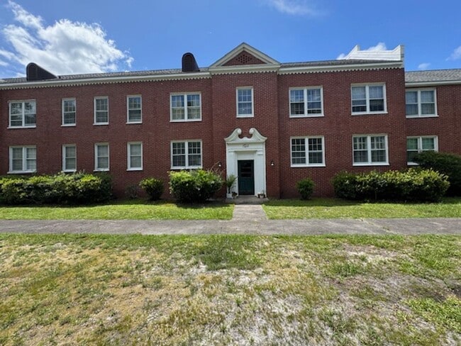Primary Photo - Oleander Court