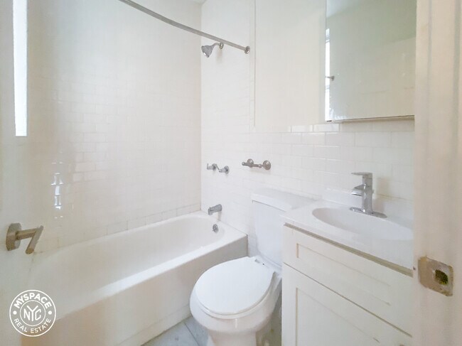 Building Photo - 199 Freeman St