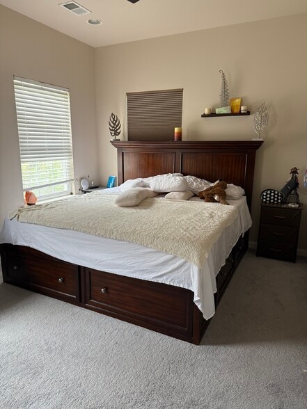 Master Bedroom - 130 Danbury St SW