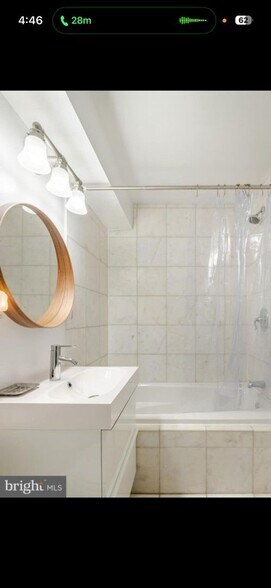 Building Photo - 1835 Mintwood Pl NW