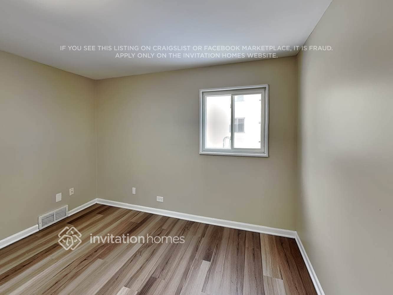 Building Photo - 715 E Le Moyne Ave